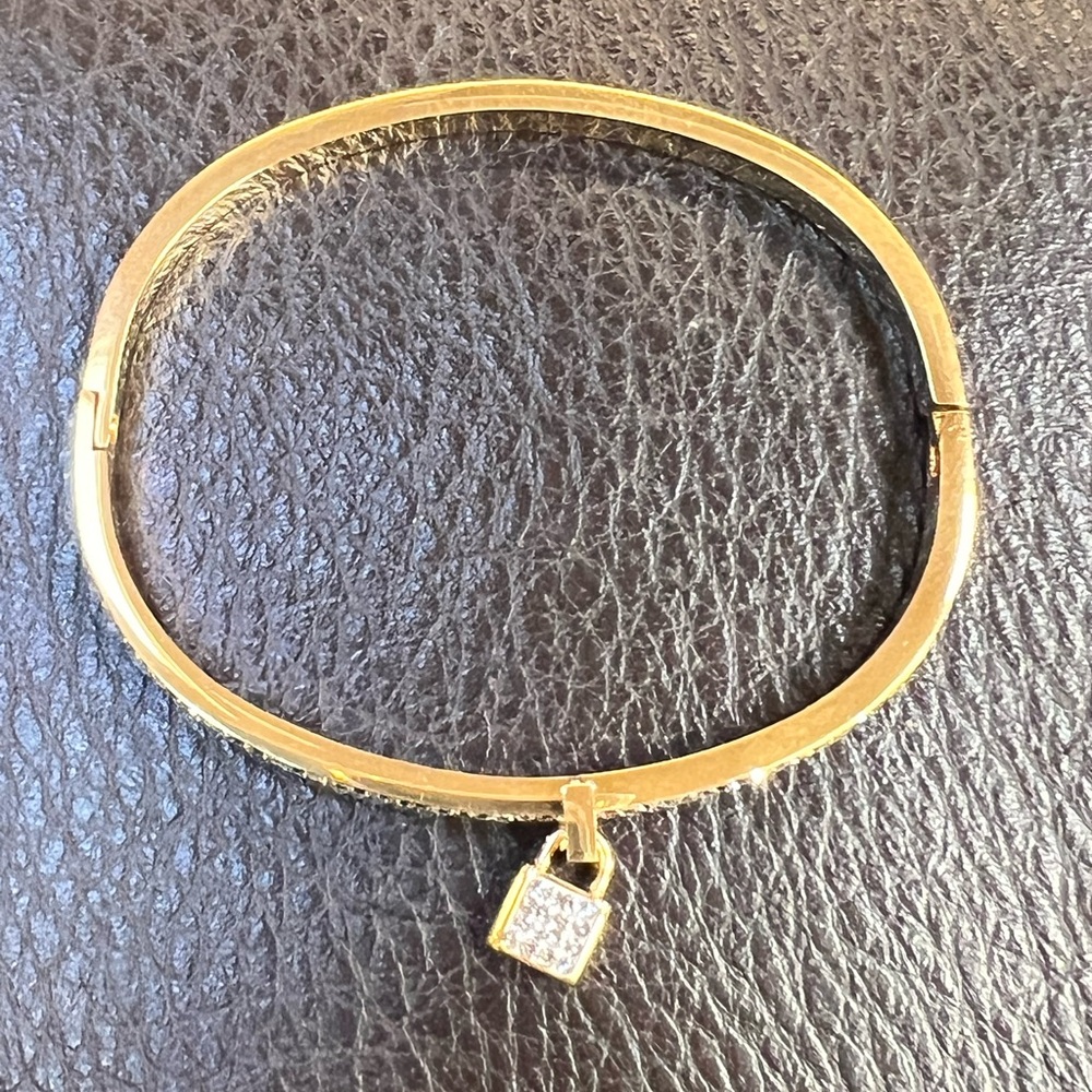 Elegant Gold Lock Charm Bangle Bracelet - Picture 7 of 9